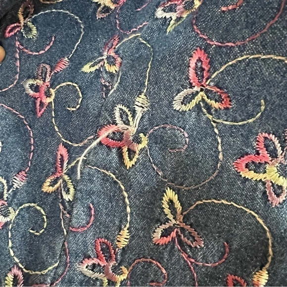 Leslie Fay Denim Shacket Floral Button Up Colorful Embroidery 100% Cotton Collar - Picture 10 of 13